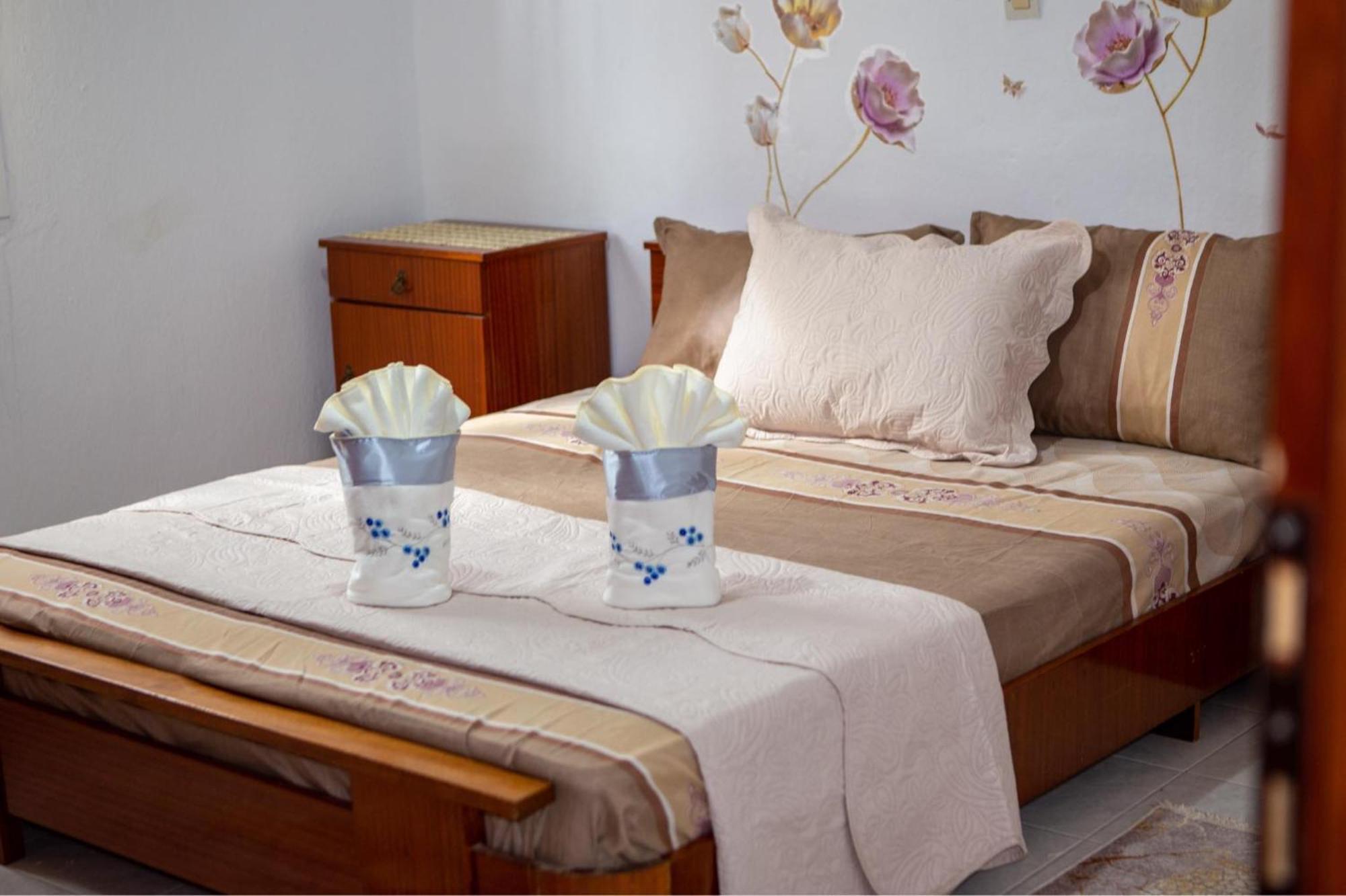 Titika House Guest House Nea Vrasna Bagian luar foto